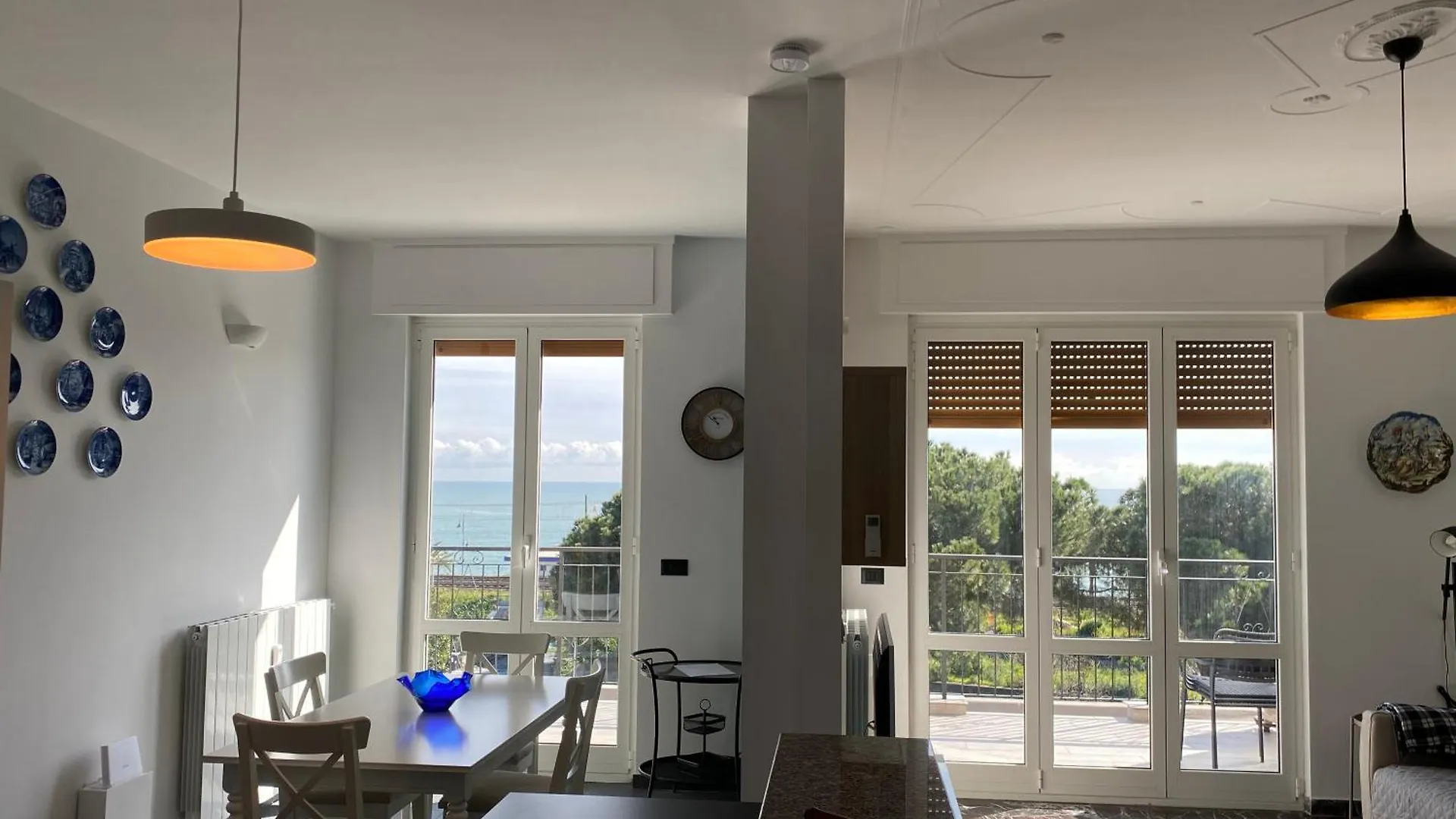 Spazioso Attico Fronte Mare Albenga 0*,  Italy